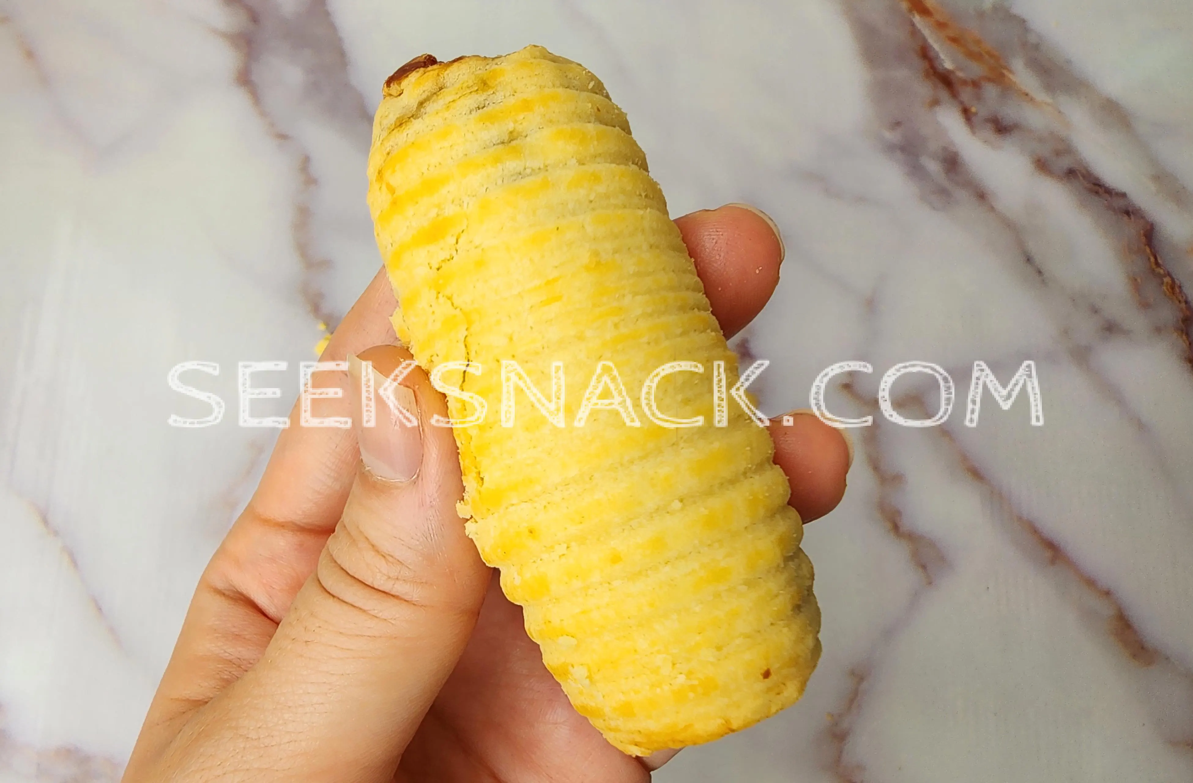 Alice’s Pineapple Pastry Shape