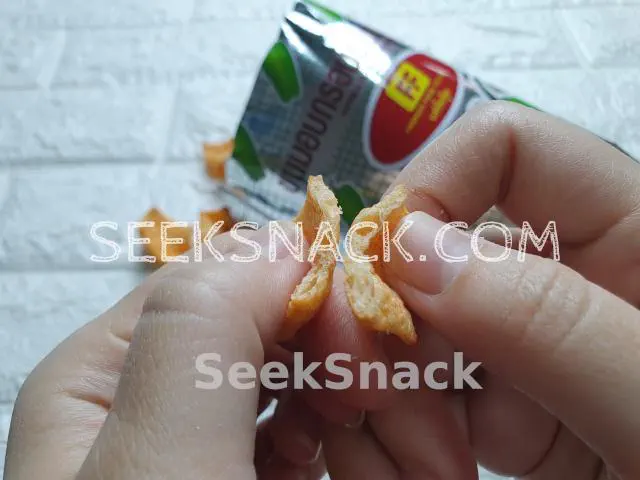 ขนมอบกรอบ รสพริกหยวก