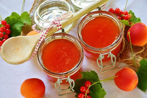 Apricot jam, the kind of sweet paste used as apricot filling