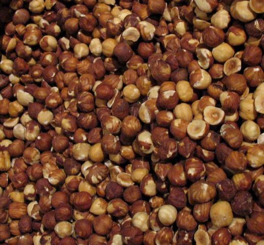 Roasted hazelnuts, the nuts that are crushed into small pieces