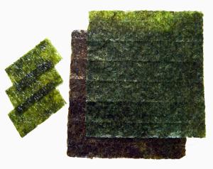 Sheets of roasted nori seaweed