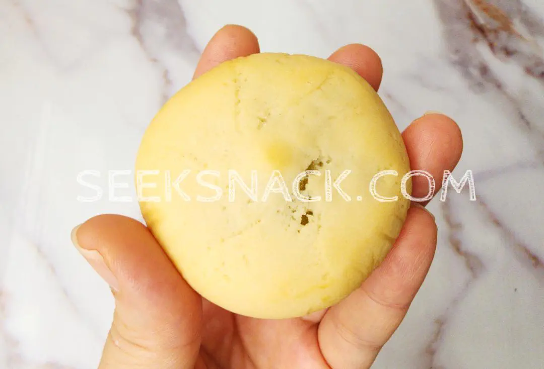 Unpack Alice’s Coconut Mochi