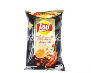 Lay's Flat Potato Chips Extreme Hot Chili Flavor