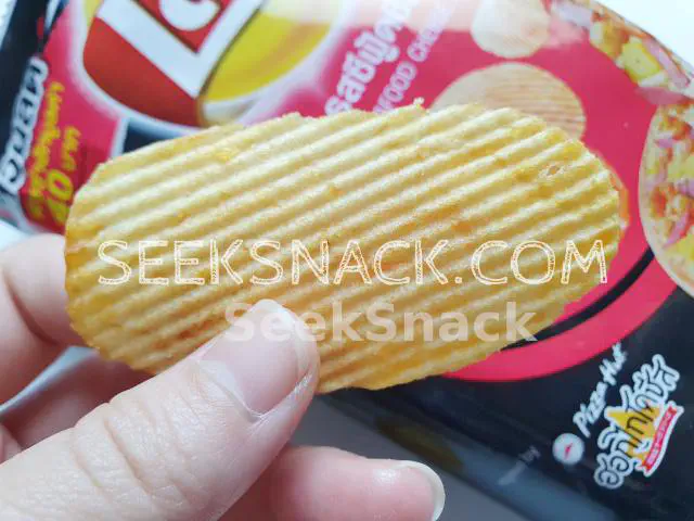 เลย์ รสซีฟู้ดชีสพิซซ่า